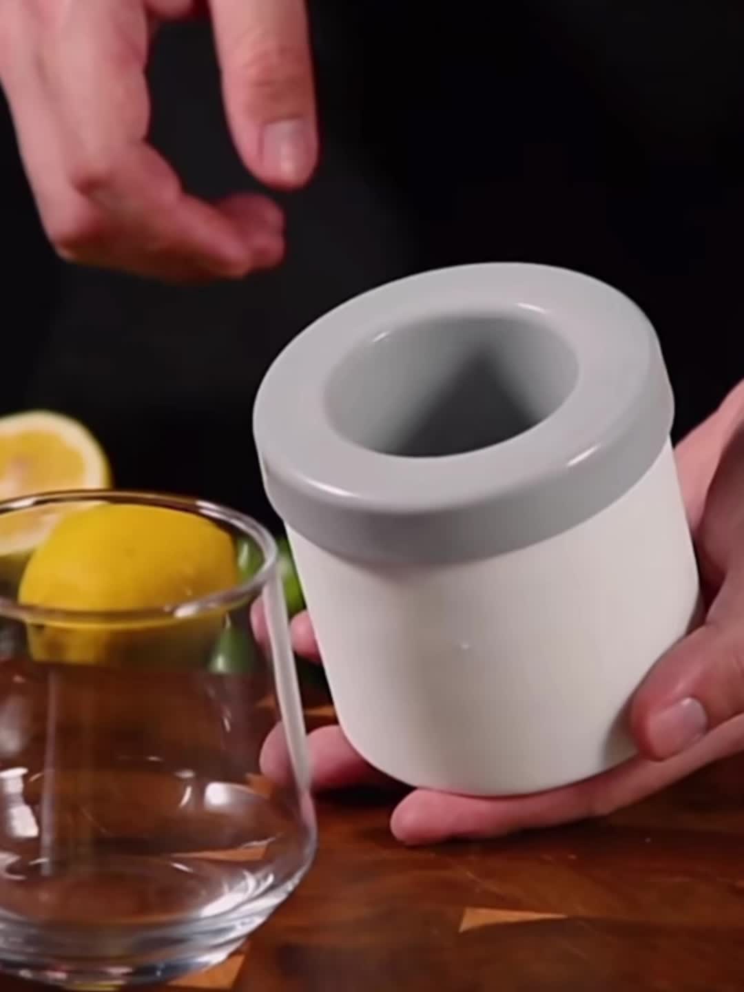 Silicone Ice Tray – Effortless Chilling Made Simple